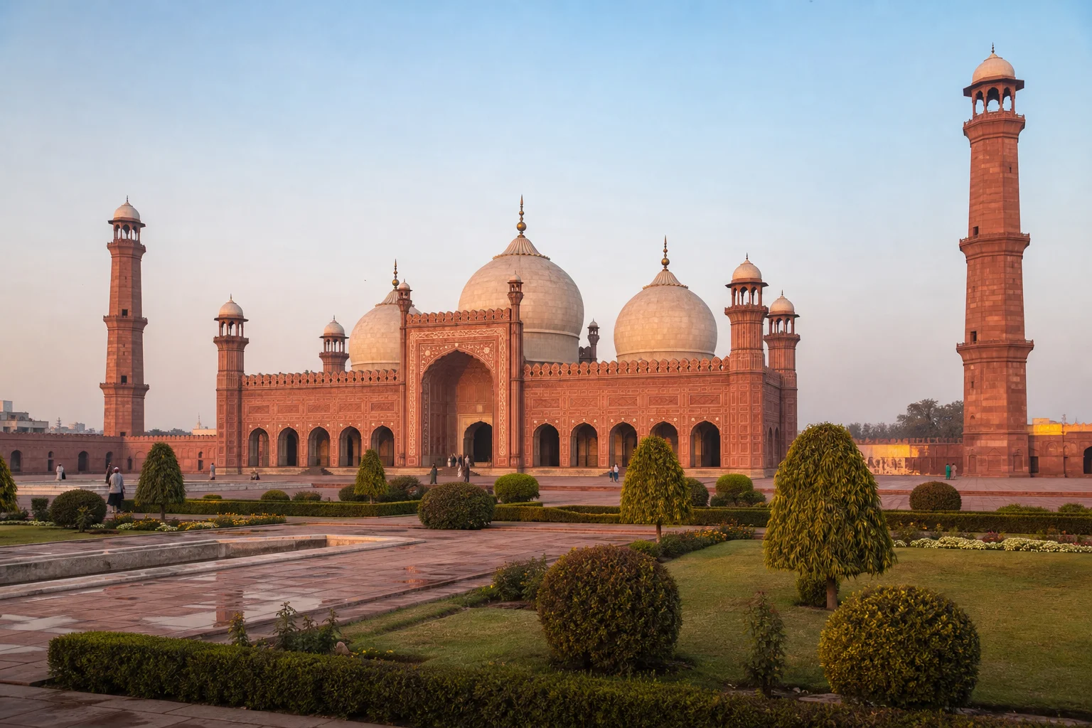 Badshahi Mosque: Lahore’s Monument of Mughal Grandeur